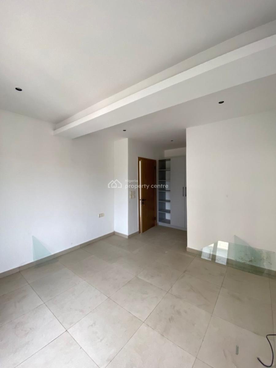 a Contemporary 2 Bedroom Apartment - Bq -, Lekki Phase 1, Lekki, Lagos, Flat / Apartment for Sale