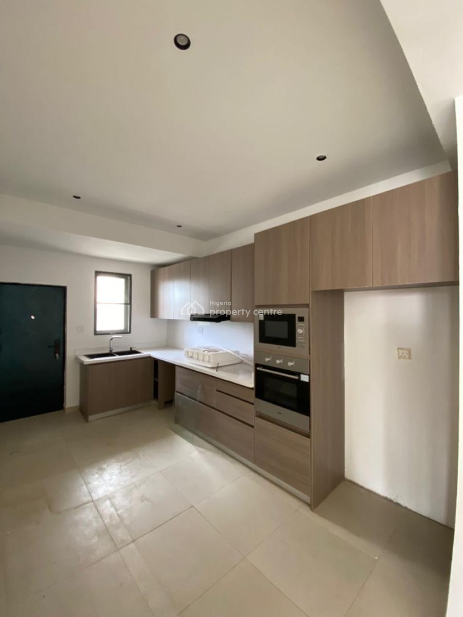 a Contemporary 2 Bedroom Serviced Apartment + Bq, Elevator, Lekki Phase 1, Lekki, Lagos, Flat / Apartment for Sale