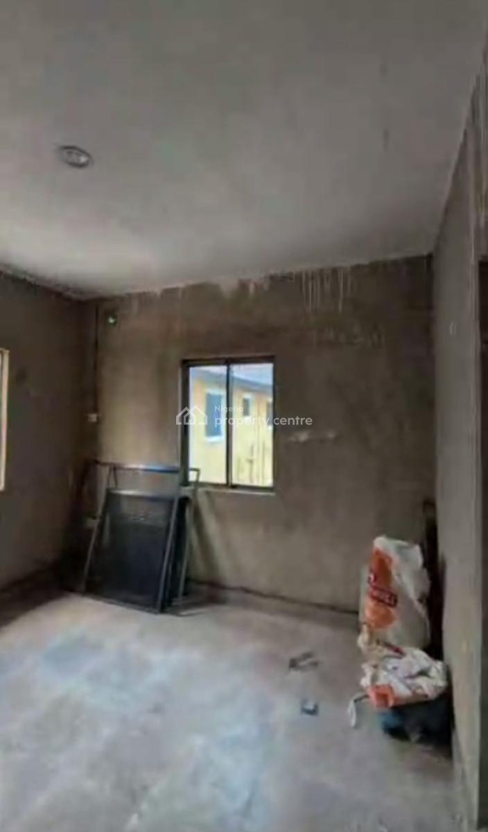 Newly Built, Spacious Standard 2 Bedroom Apartment, Fadeyi, Onipanu, Shomolu, Lagos, Flat / Apartment for Rent
