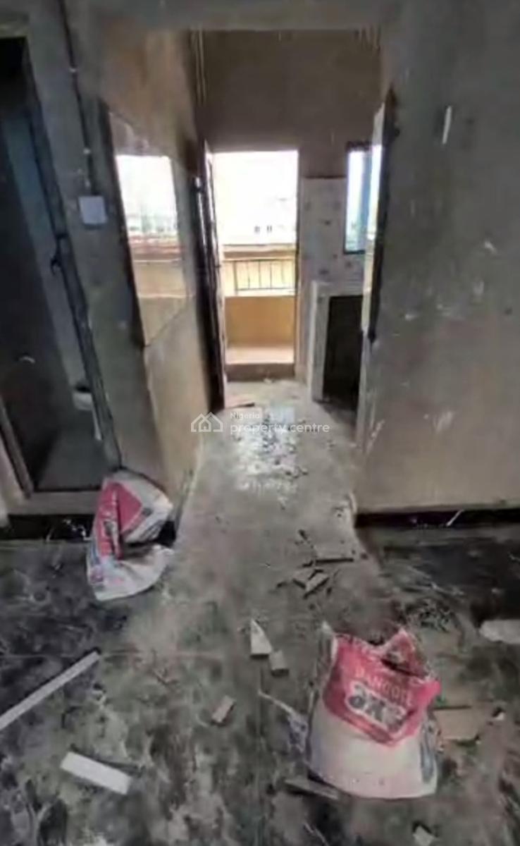 Newly Built, Spacious Standard 2 Bedroom Apartment, Fadeyi, Onipanu, Shomolu, Lagos, Flat / Apartment for Rent