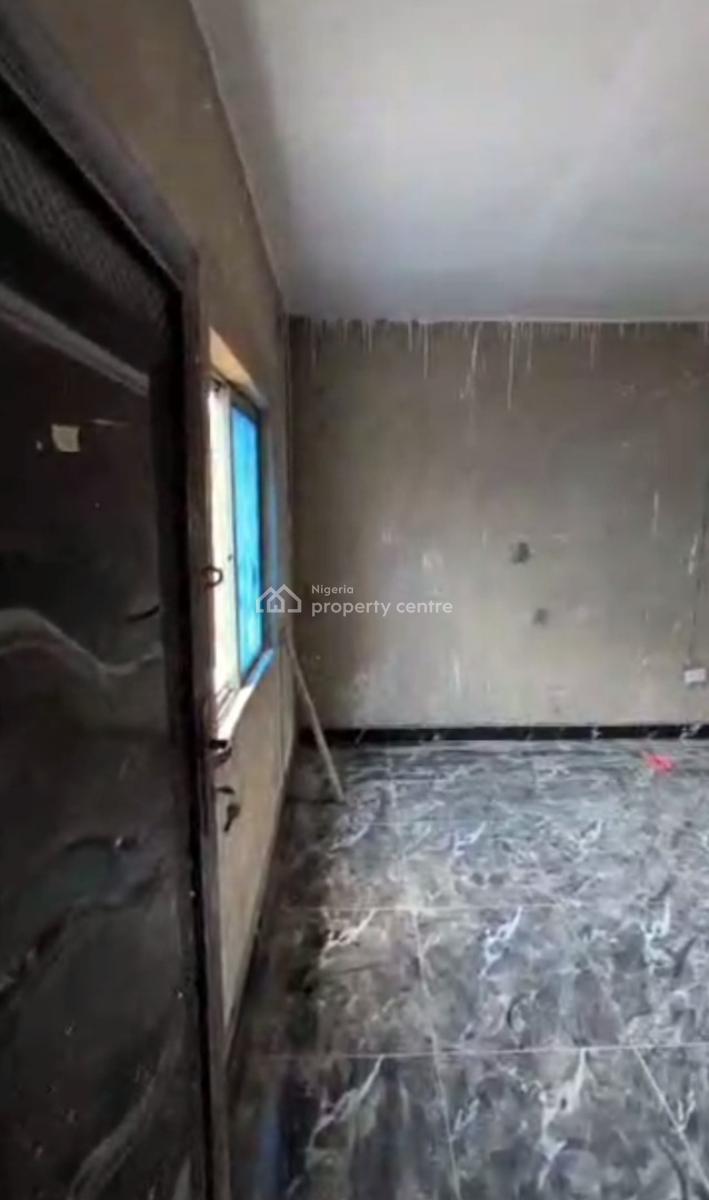 Newly Built, Spacious Standard 2 Bedroom Apartment, Fadeyi, Onipanu, Shomolu, Lagos, Flat / Apartment for Rent