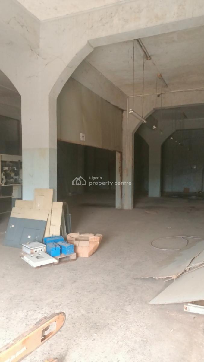 280 Sqms High Roof Warehouse, Gbagada Express Way, Gbagada, Lagos, Warehouse for Rent