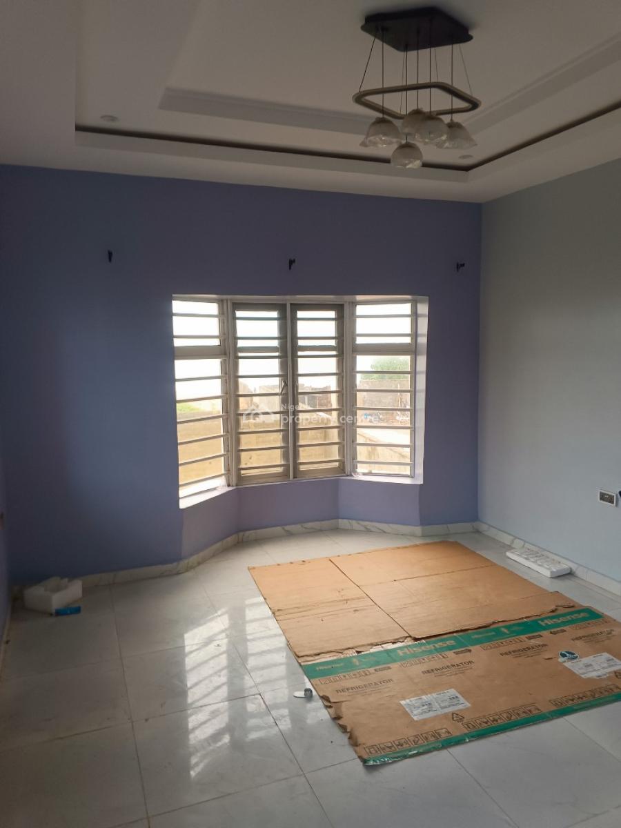 One Bedroom & Parlor (mini Flat).top Floor, Atlantic View Estate, Alpha Beach Road, New-road Bustop, Igbo Efon, Lekki, Lagos, Mini Flat (room and Parlour) for Rent