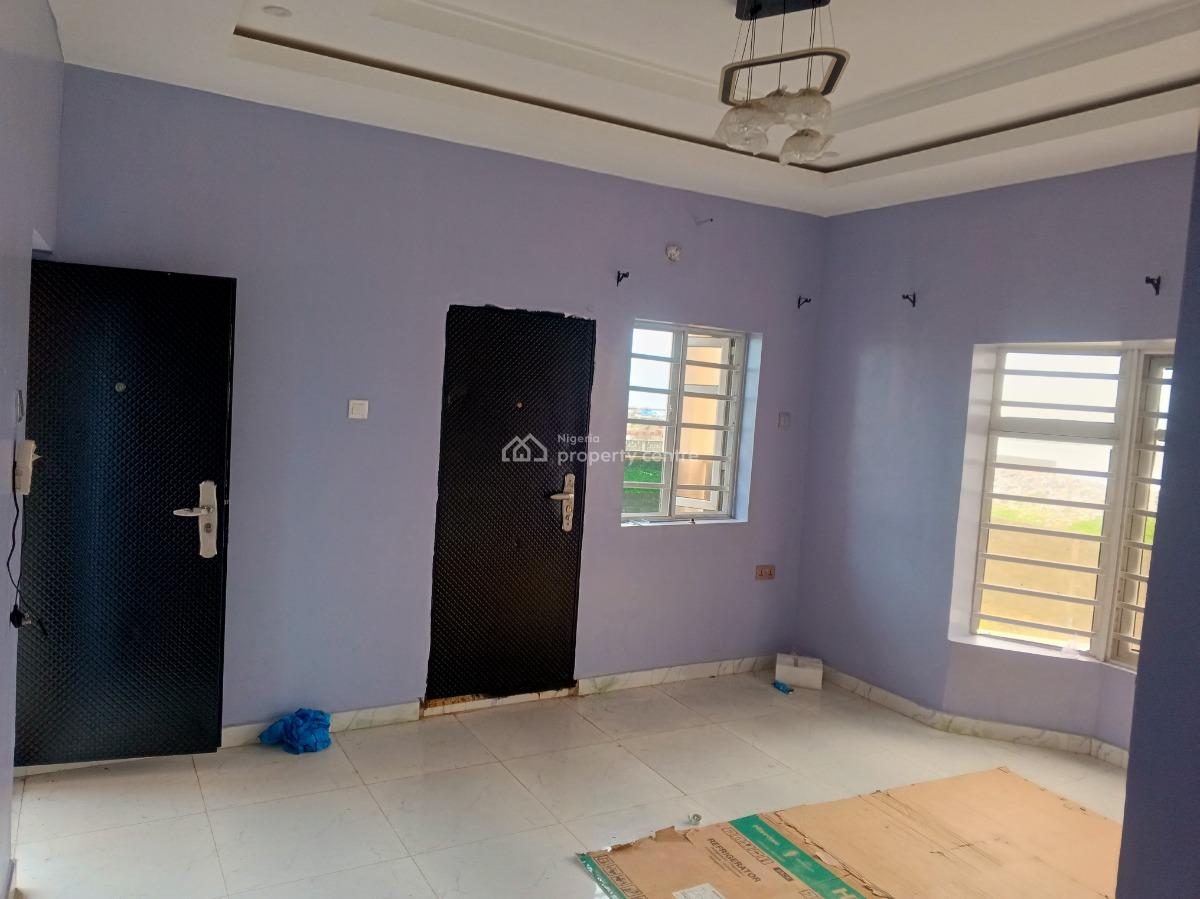 One Bedroom & Parlor (mini Flat).top Floor, Atlantic View Estate, Alpha Beach Road, New-road Bustop, Igbo Efon, Lekki, Lagos, Mini Flat (room and Parlour) for Rent