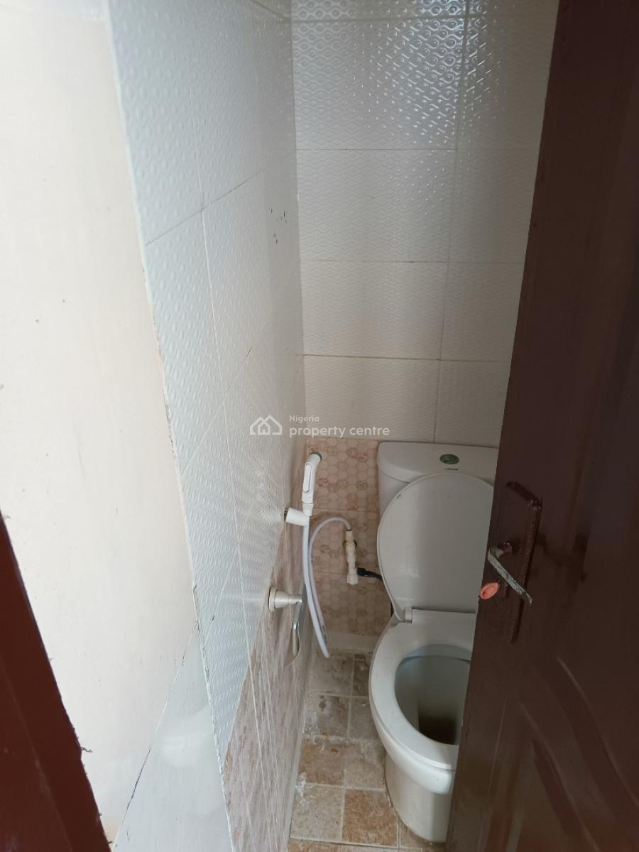 One Bedroom & Parlor (mini Flat).top Floor, Atlantic View Estate, Alpha Beach Road, New-road Bustop, Igbo Efon, Lekki, Lagos, Mini Flat (room and Parlour) for Rent