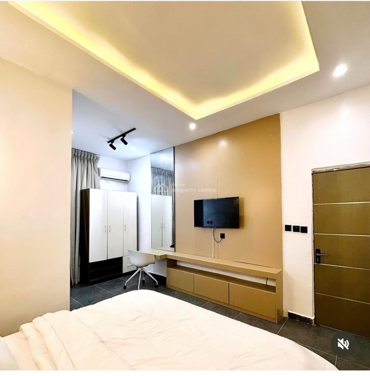 Luxury 1 Bedroom Apartment, Lekki Phase 1, Lekki, Lagos, Flat / Apartment Short Let