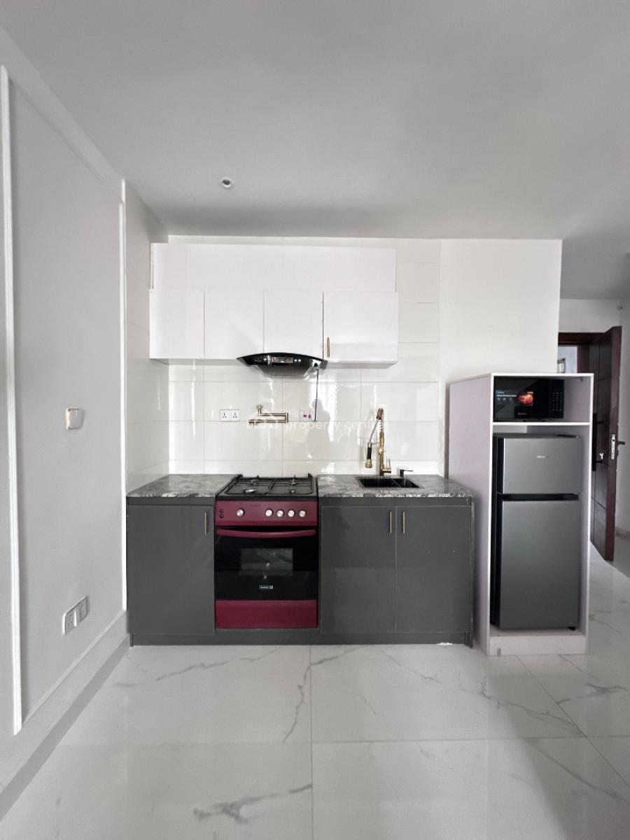 Fully Furnished 1 Bedroom Maisonette, Lekki Phase 1, Lekki, Lagos, Flat / Apartment for Rent