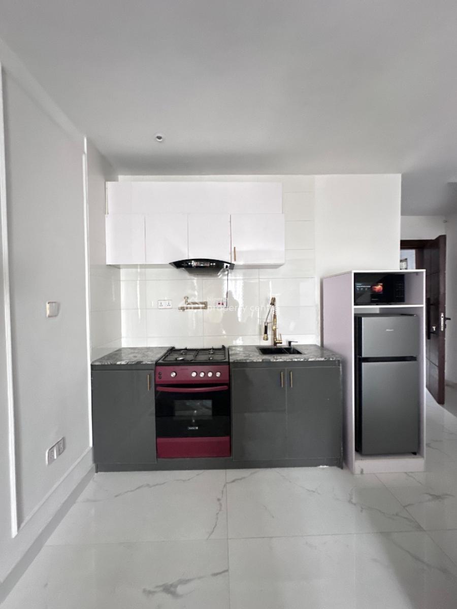 Fully Furnished 1 Bedroom Maisonette, Lekki Phase 1, Lekki, Lagos, Flat / Apartment for Rent