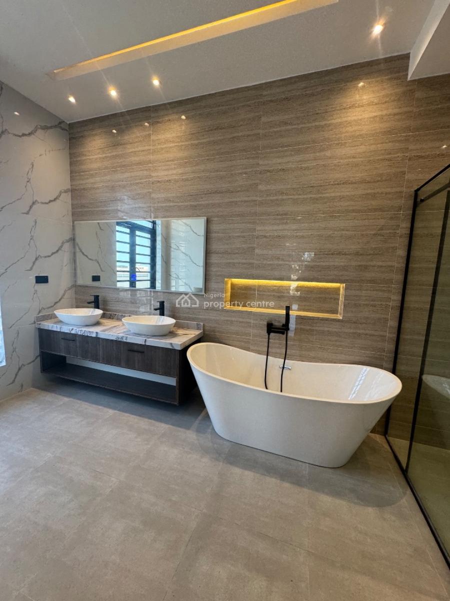 Stunning 5 Bedroom Home with Pool, Cinema and Rooftop, Lekki, Lagos, Detached Duplex for Sale