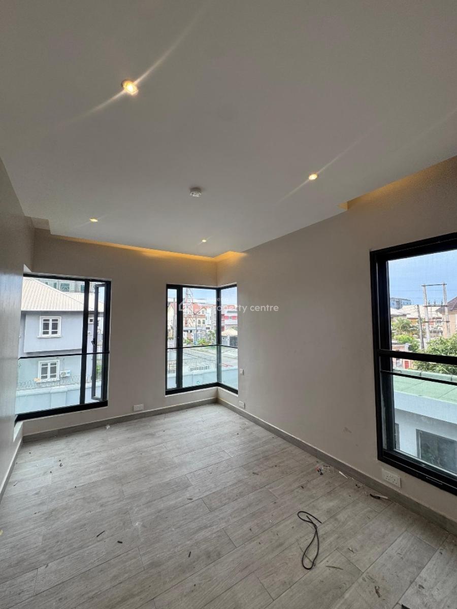 3 Bedroom Terrace Duplex, Lekki Phase 1, Lekki, Lagos, Terraced Duplex for Rent