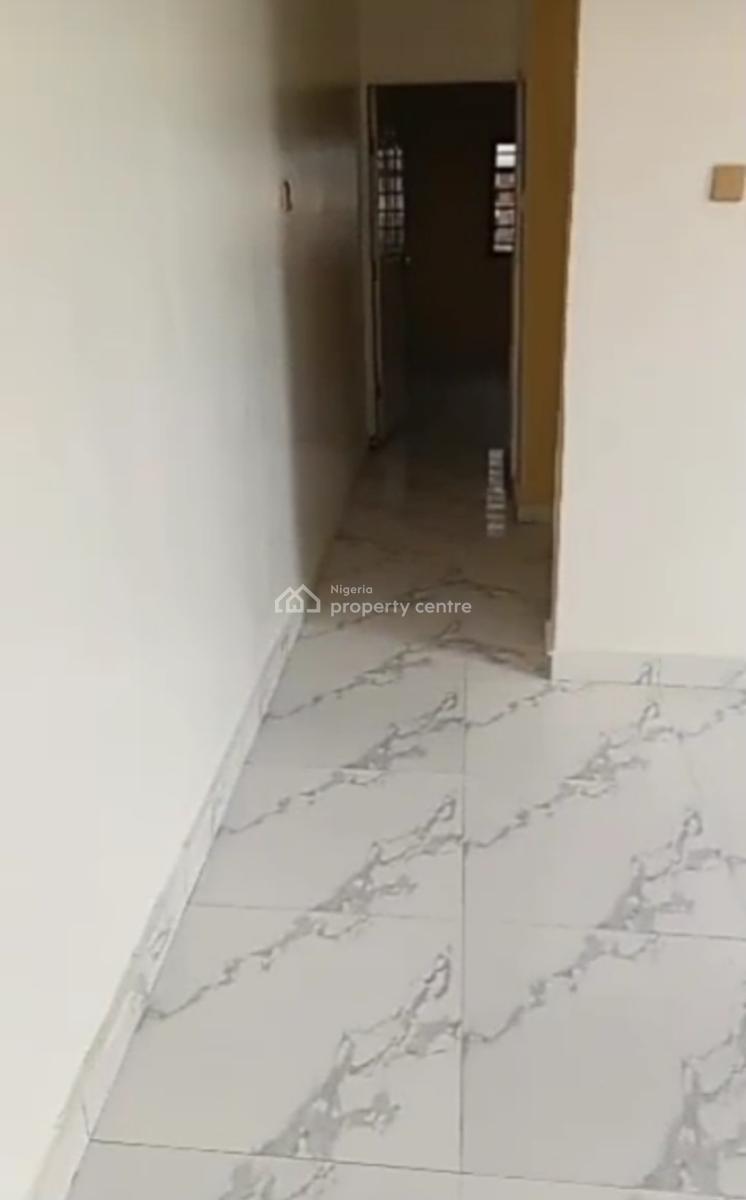 Modern Upstairs Mini Flat Behind Blenco Shoppers Hub, Sunshine Garden Estate, Sangotedo, Ajah, Lagos, Mini Flat (room and Parlour) for Rent