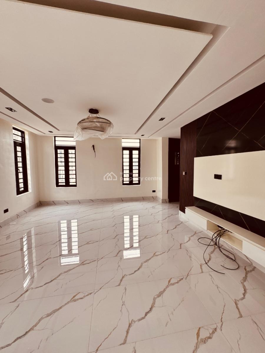 Spacious 5 Bedroom Duplex, Lekki Phase 1, Lekki, Lagos, Detached Duplex for Sale