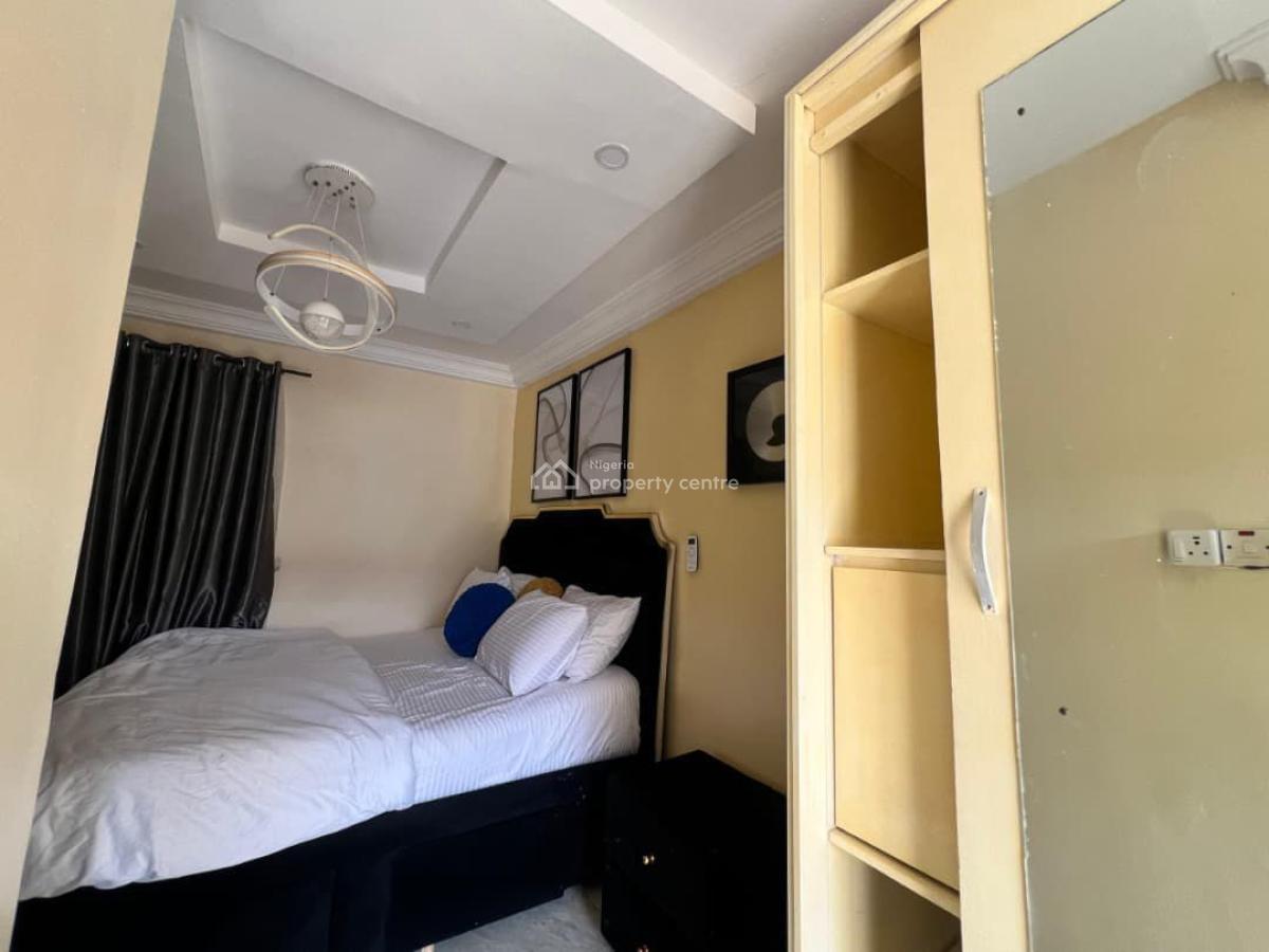 Luxury 1 Bedroom Apartment with Swimming Pool and Ps5 on Request, Ikate, Lekki, Lagos, Flat / Apartment Short Let