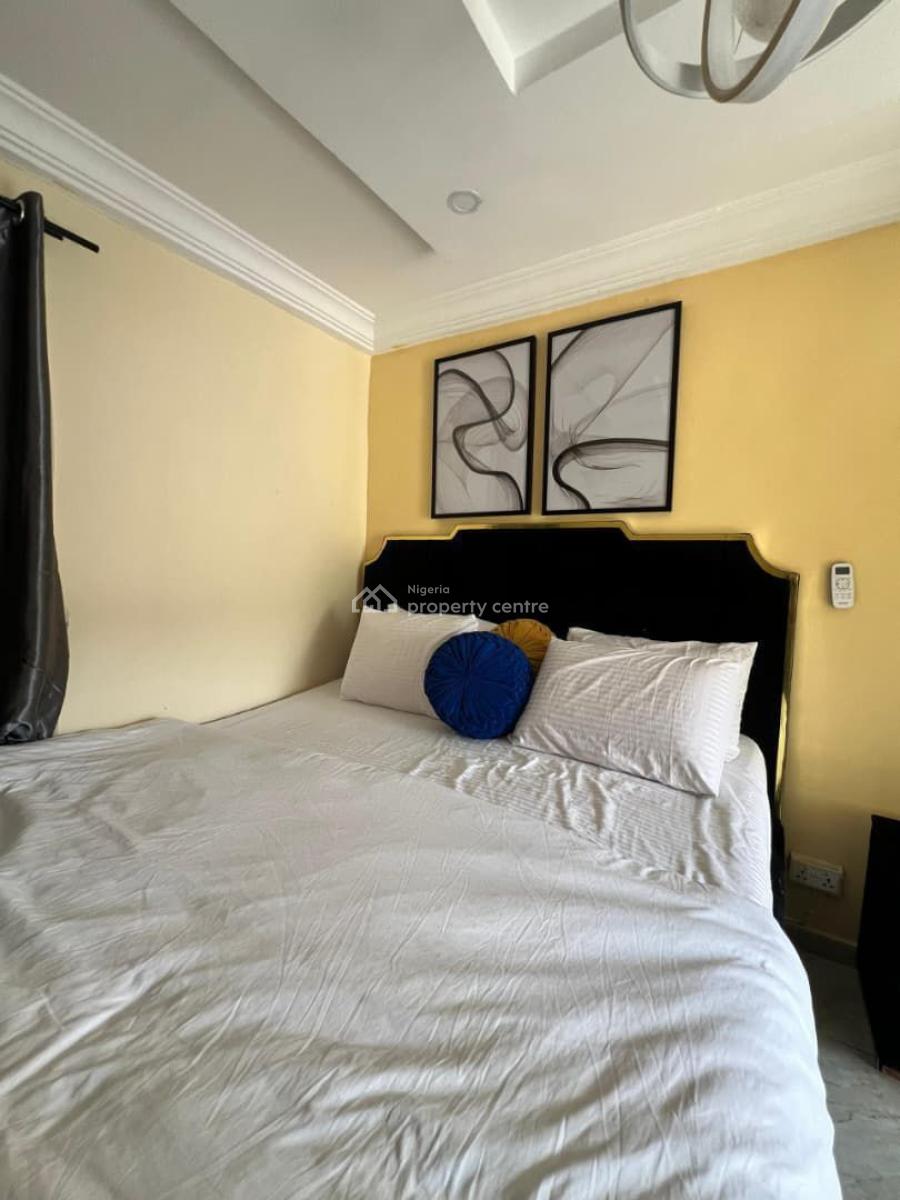 Luxury 1 Bedroom Apartment with Swimming Pool and Ps5 on Request, Ikate, Lekki, Lagos, Flat / Apartment Short Let