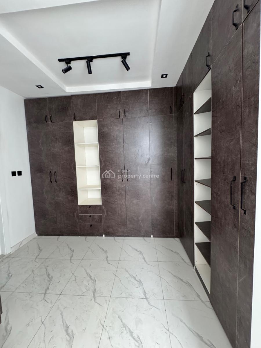 5 Bedroom Detached House with Pool, Ikota, Lekki, Lagos, Detached Duplex for Sale