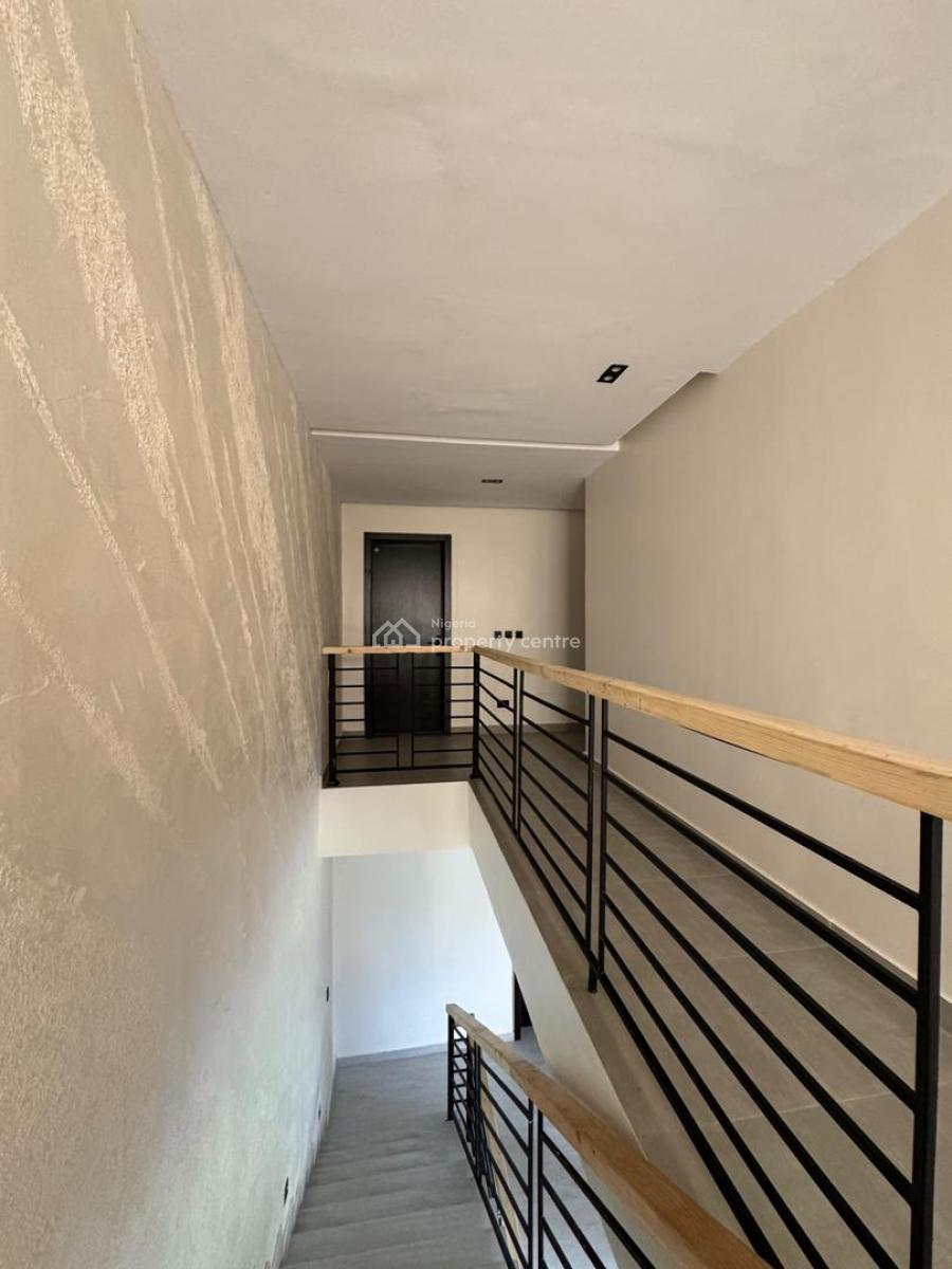 Stunning 4 Bedroom Terrace Duplex with Bq, Obanikoro, Shomolu, Lagos, Terraced Duplex for Sale