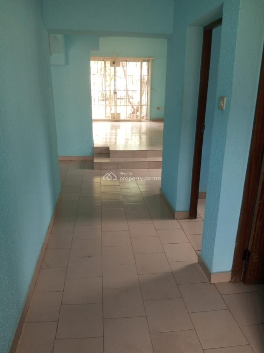 Spacious 6 Bedroom Bungalow, Opebi Ikeja Lagos, Ikeja, Lagos, Detached Bungalow for Rent