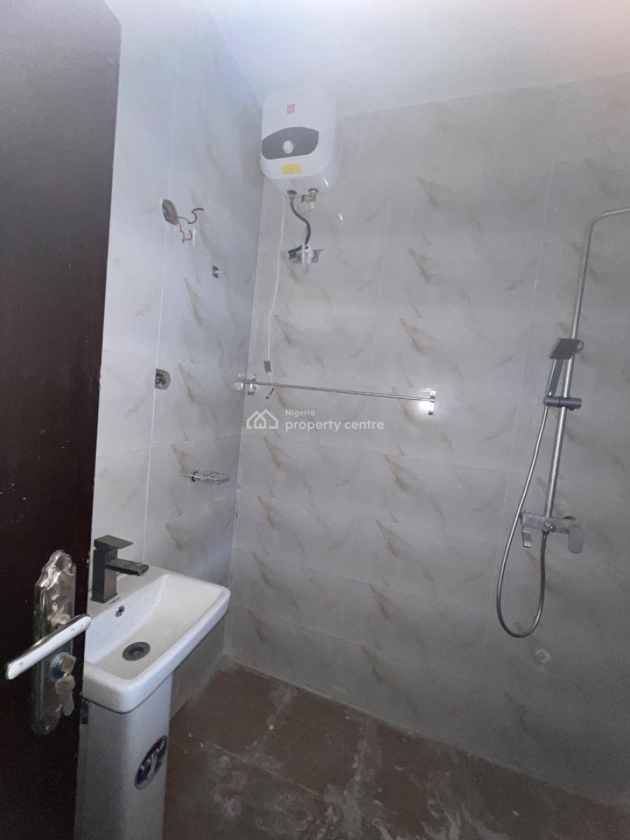 3bedroom Flat, Silver Land Estate, Sangotedo, Ajah, Lagos, Flat / Apartment for Rent