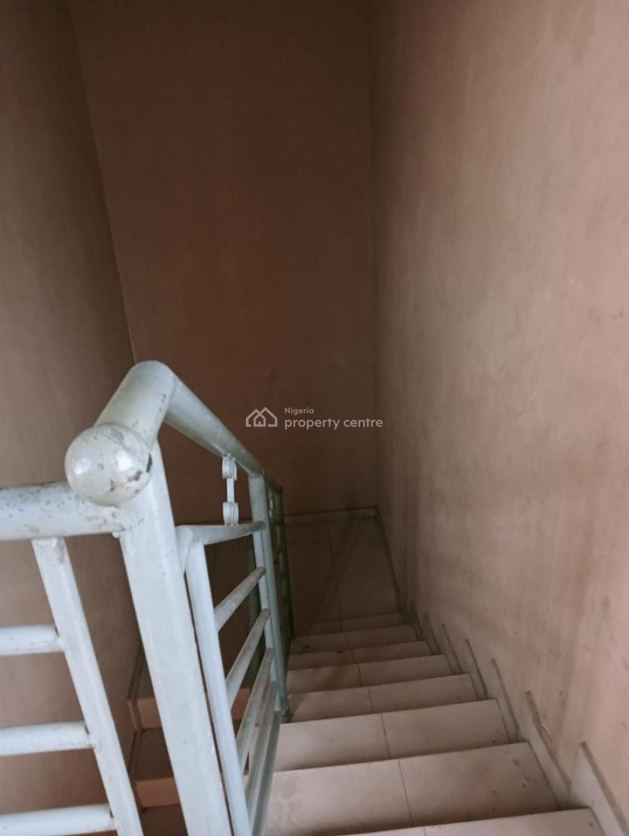 Lovely 2 Bedroom Flat, Olowora, Magodo, Lagos, Flat / Apartment for Rent