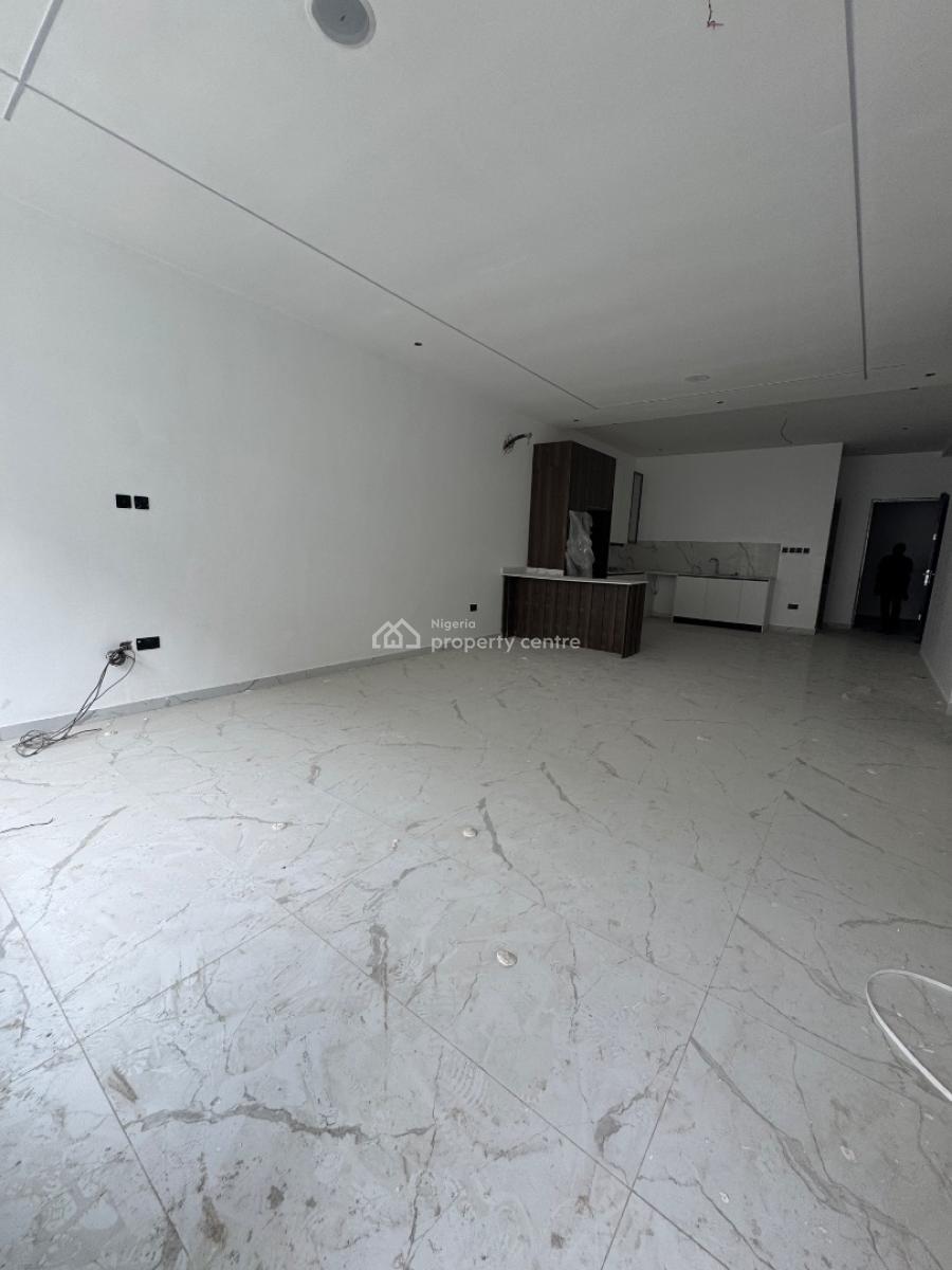 Newly 2 Bedrooms Apartment with Pool and Gym, Lekki Phase 1, Lekki, Lagos, Flat / Apartment for Sale