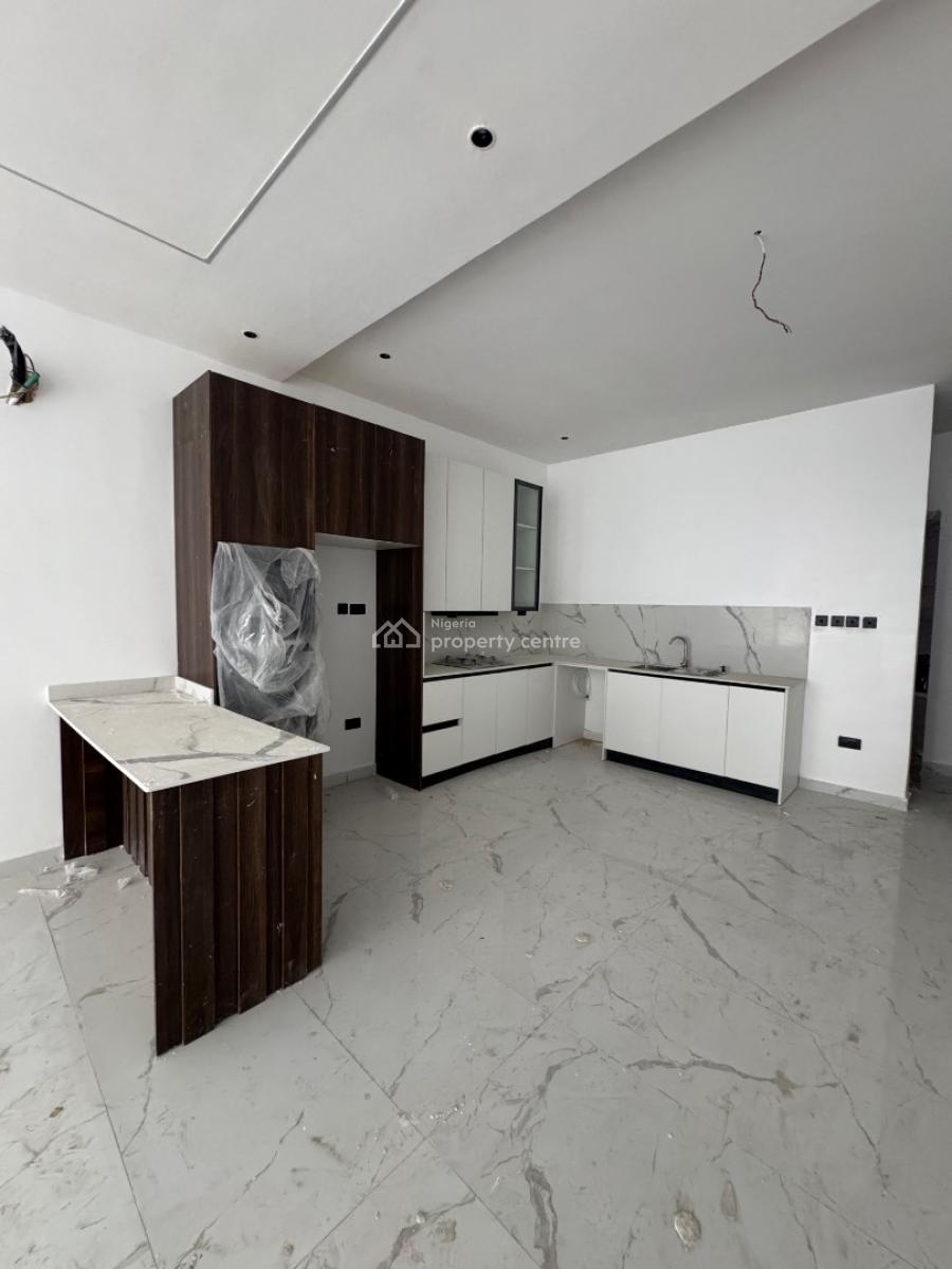 Newly 2 Bedrooms Apartment with Pool and Gym, Lekki Phase 1, Lekki, Lagos, Flat / Apartment for Sale