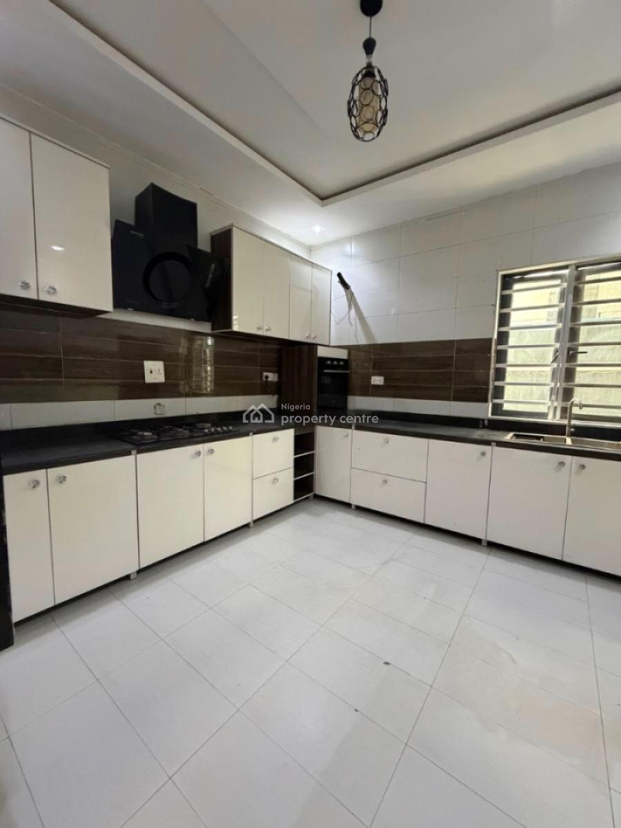 Exquisite 4 Bedroom Duplex in a Quiet Neighborhood, Off Gbangala Street, Ikate Elegushi, Lekki, Lagos, House for Rent