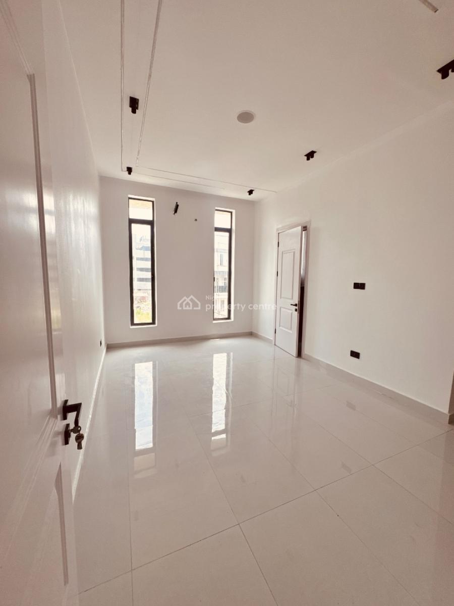 Super Nice 5 Bedroom Terrace, Lekki Phase 1, Lekki, Lagos, Terraced Duplex for Sale