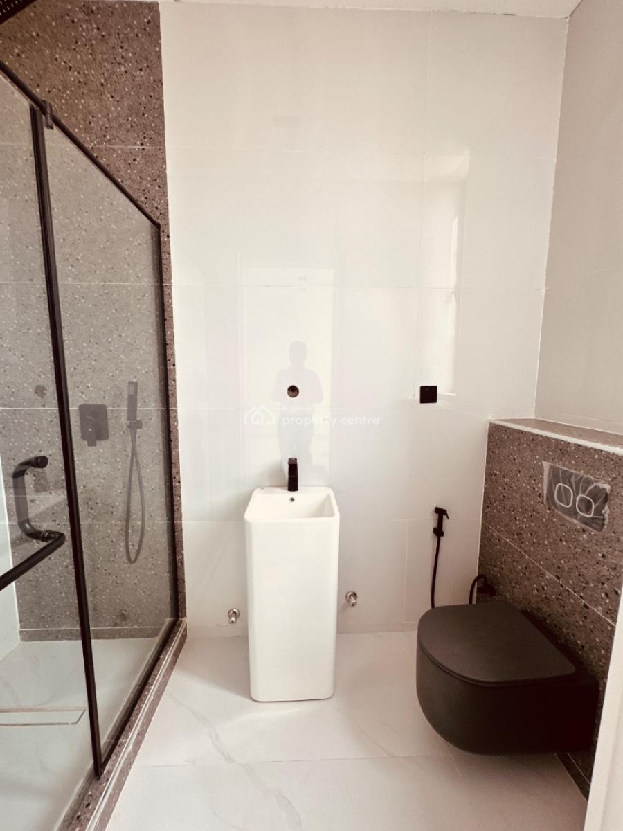 Super Nice 5 Bedroom Terrace, Lekki Phase 1, Lekki, Lagos, Terraced Duplex for Sale