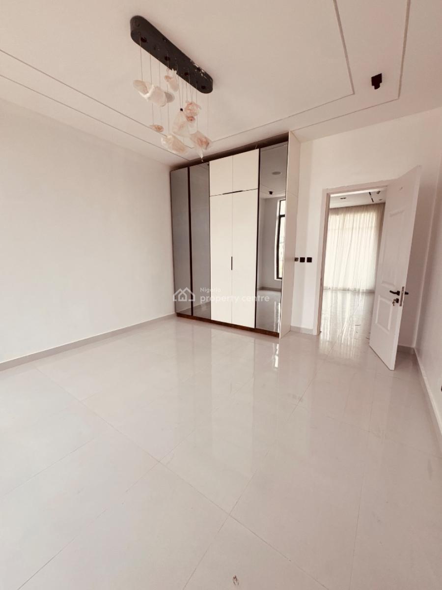 Super Nice 5 Bedroom Terrace, Lekki Phase 1, Lekki, Lagos, Terraced Duplex for Sale