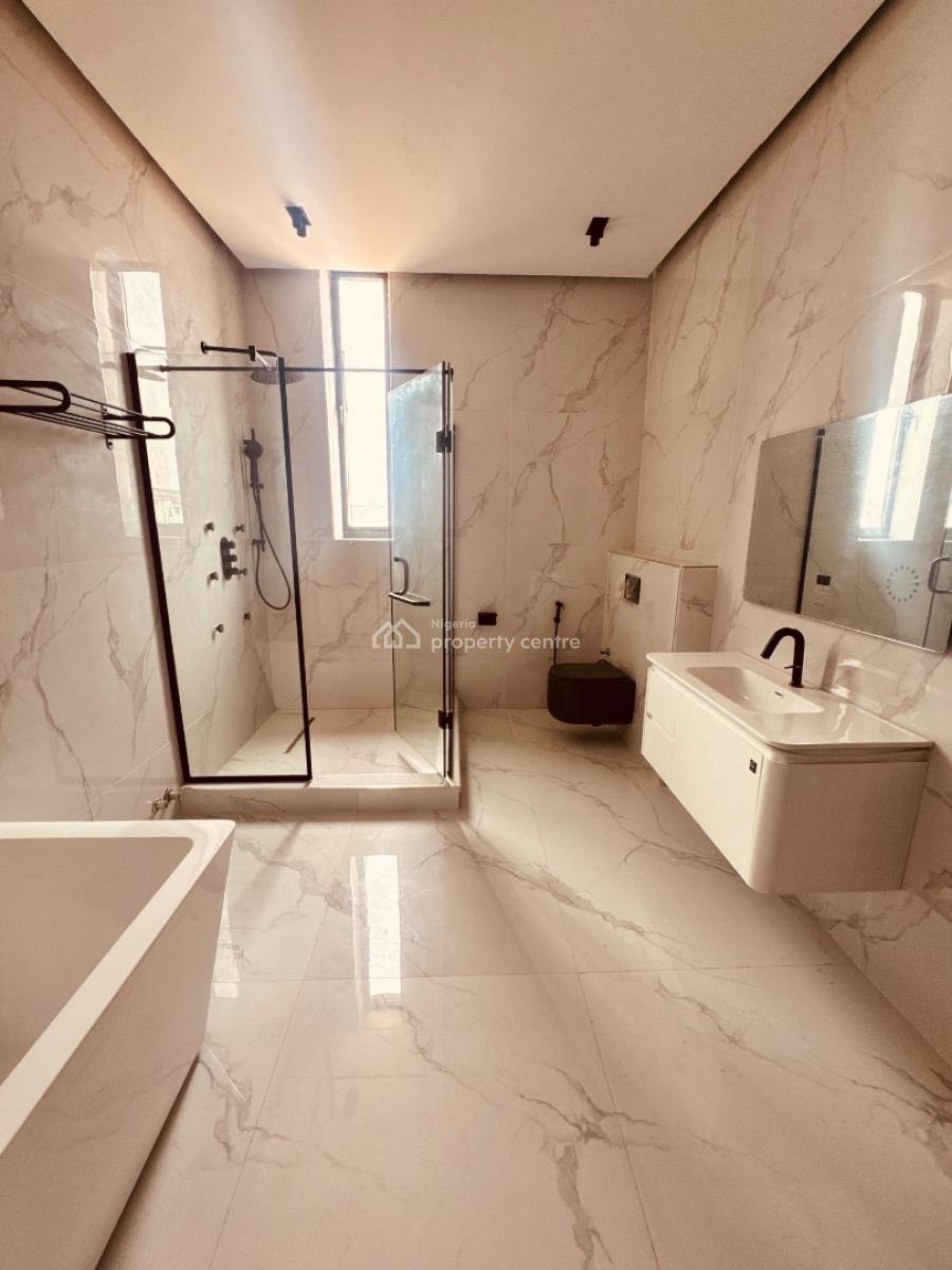 Super Nice 5 Bedroom Terrace, Lekki Phase 1, Lekki, Lagos, Terraced Duplex for Sale