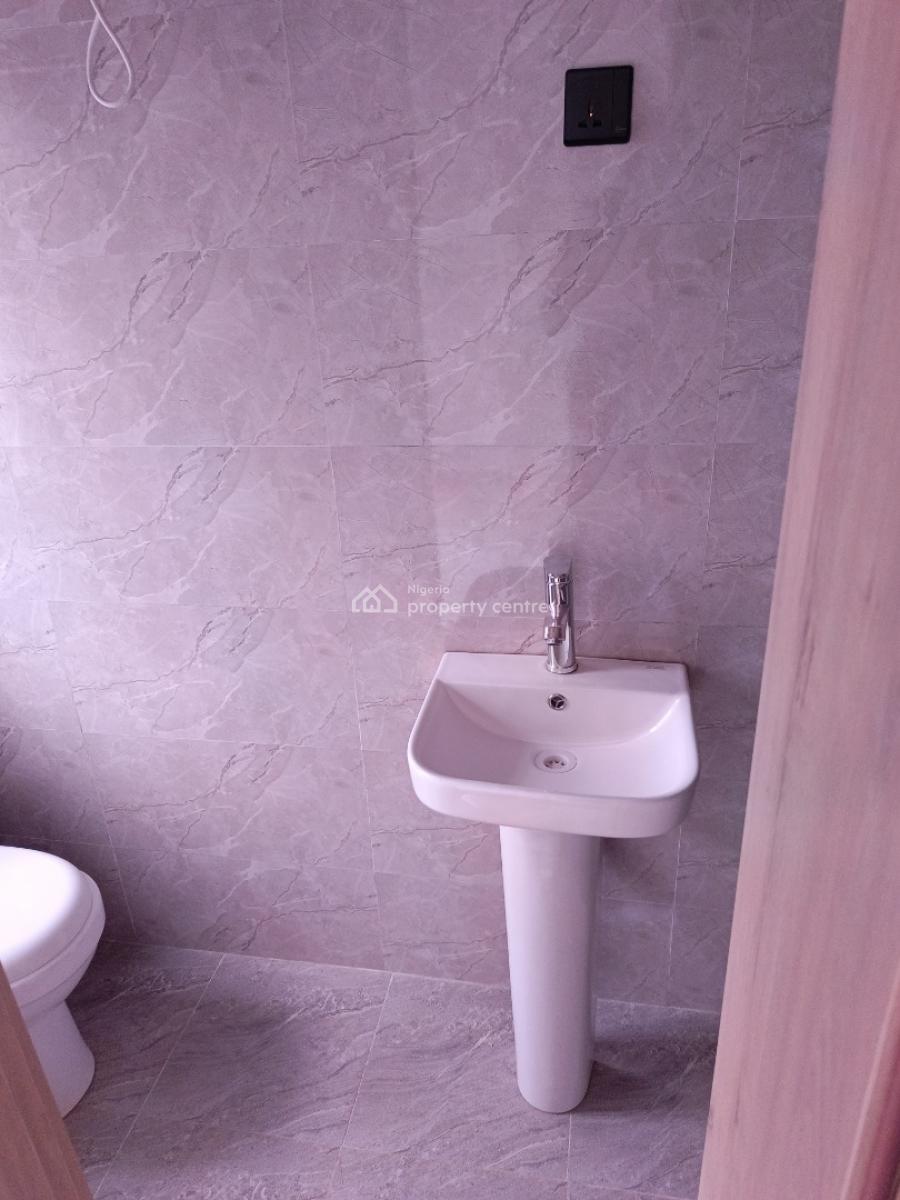 Clean Brand New 2 Bedroom Flat, Katampe (main), Katampe, Abuja, Flat / Apartment for Rent
