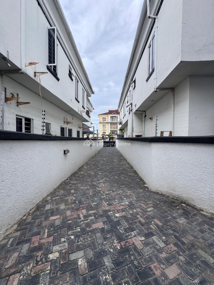 Large 5bedroom Detached with Bq Facing The Road, Chevron, Lekki, Lagos, Detached Duplex for Sale