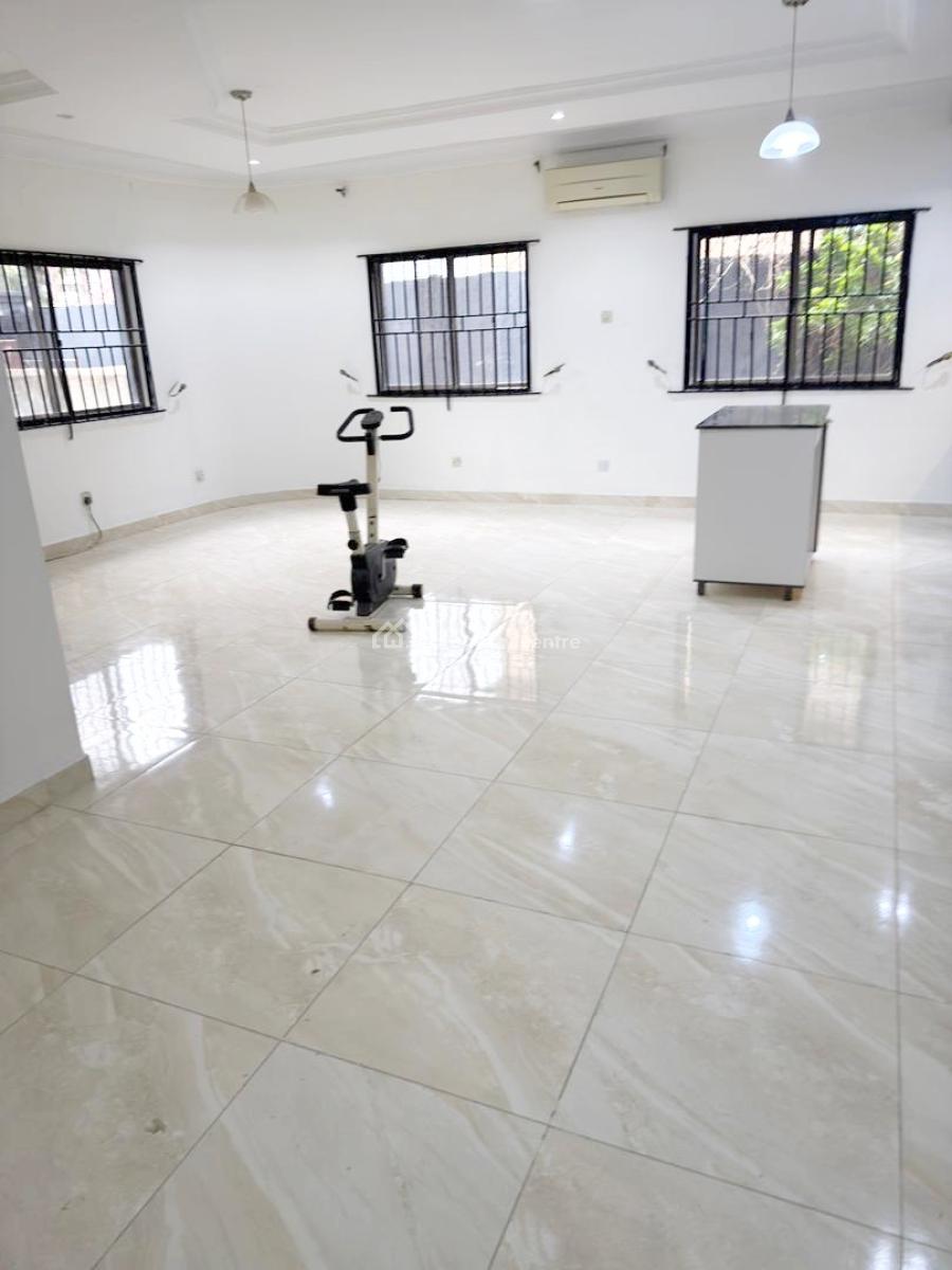 Luxury Renovated 2 Bedroom Flat, Gra Phase 1, Magodo, Lagos, Flat / Apartment for Rent