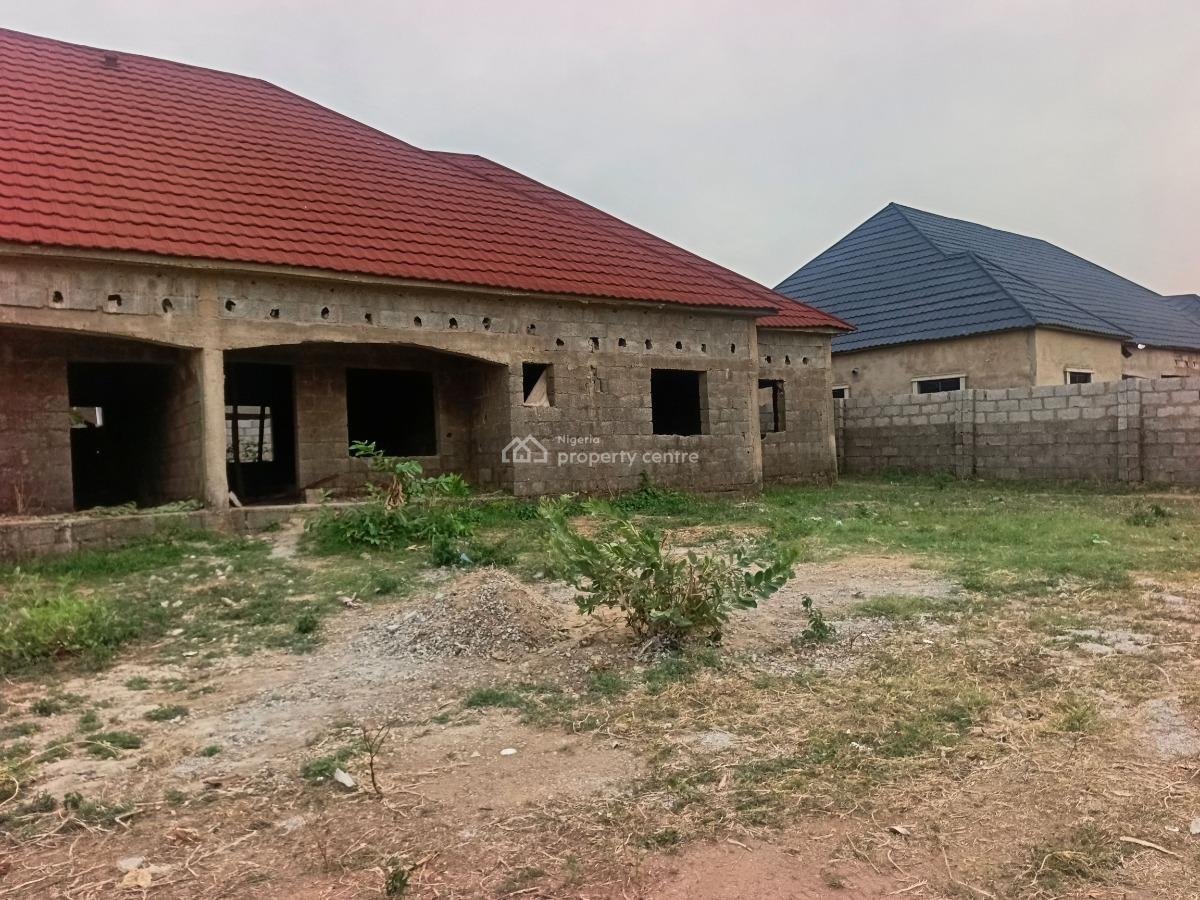 3 Bedrooms Semi-detached Bungalow Carcass, Fha (f.h.a), Lugbe District, Abuja, Semi-detached Bungalow for Sale