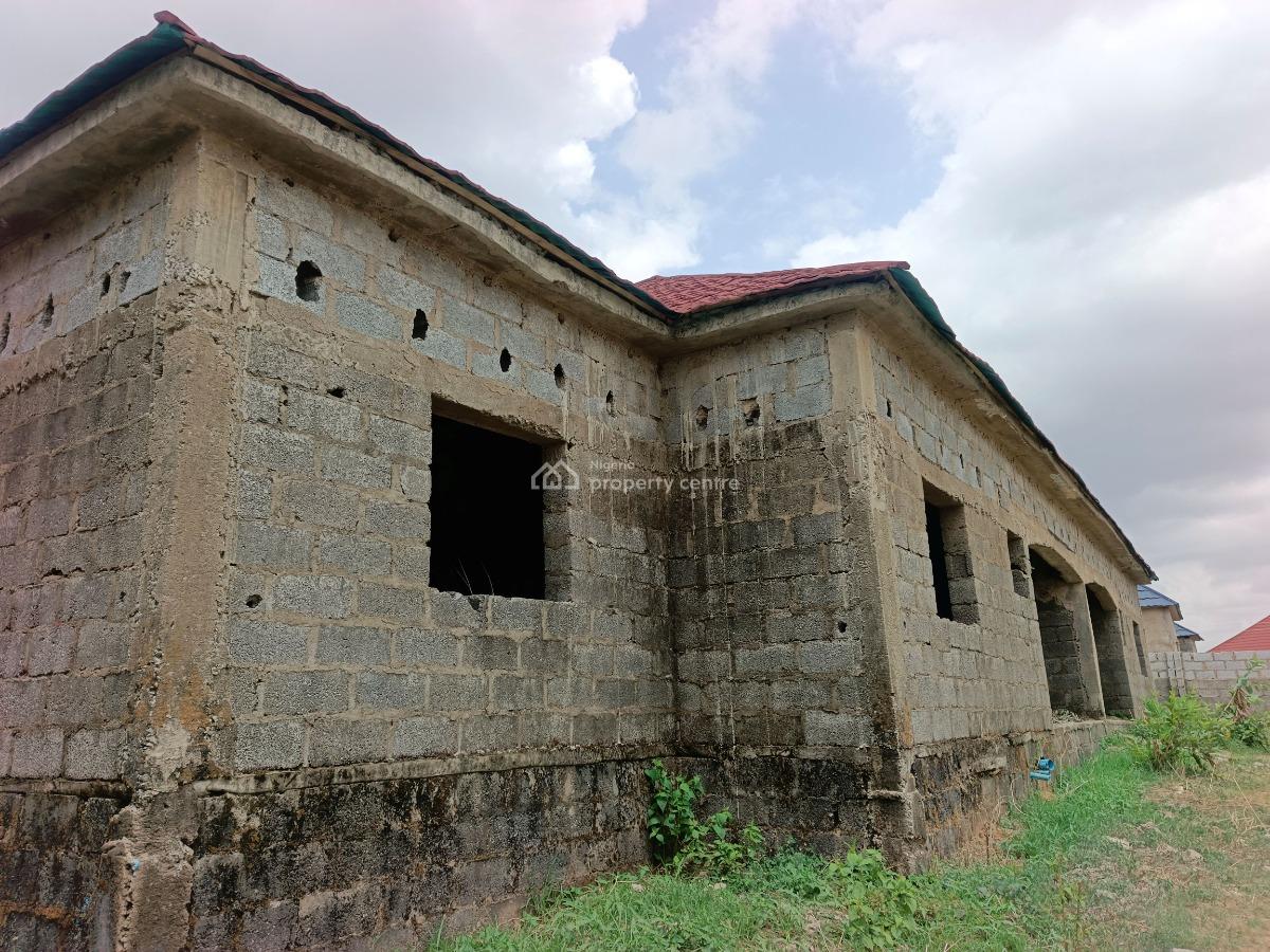 3 Bedrooms Semi-detached Bungalow Carcass, Fha (f.h.a), Lugbe District, Abuja, Semi-detached Bungalow for Sale