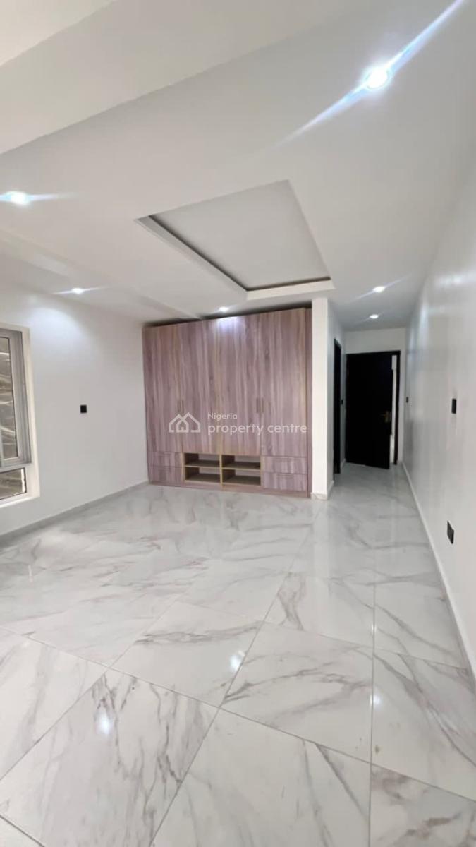 3 Bedroom Apartment in Lekki Phase 1, Lekki Phase 1, Lekki, Lagos, Flat / Apartment for Sale