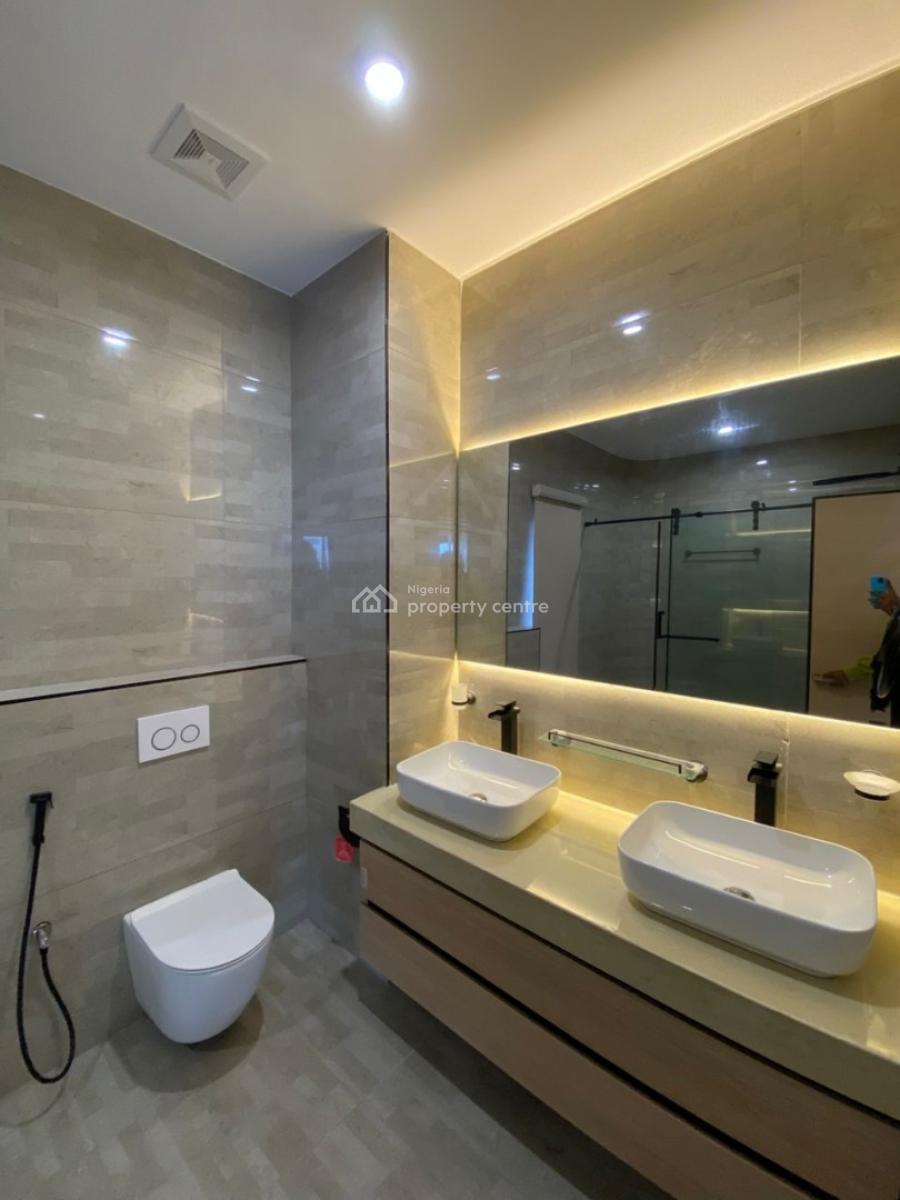 Prestigious 2 Bedroom Apartment with, Lekki Phase 1, Lekki, Lagos, Flat / Apartment for Sale