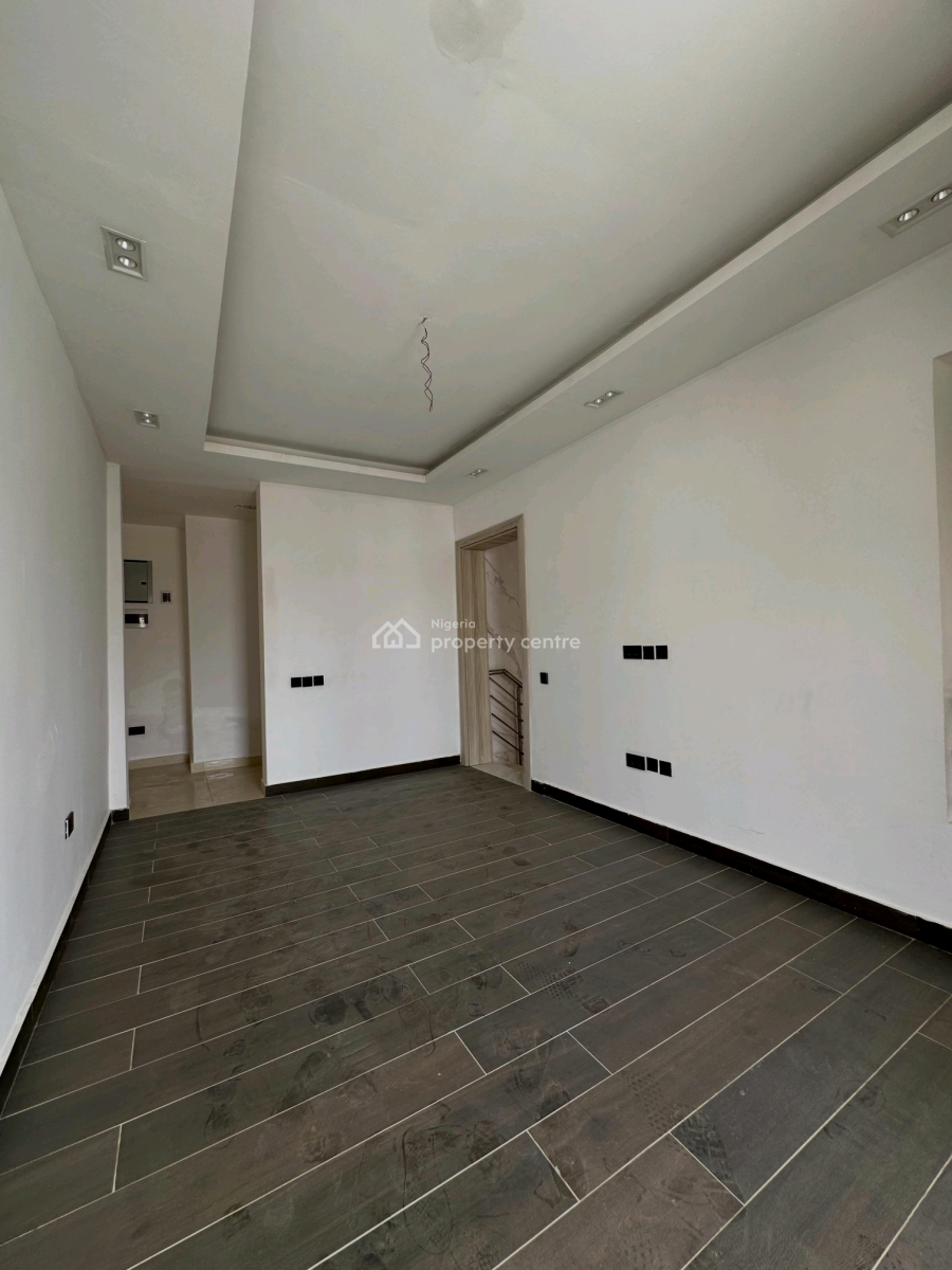 4 Unit of 4 Bedroom Terrace Duplex with 2 Units of 4 Bedroom Semi-detached Duplex, Guzape District, Abuja, House for Sale