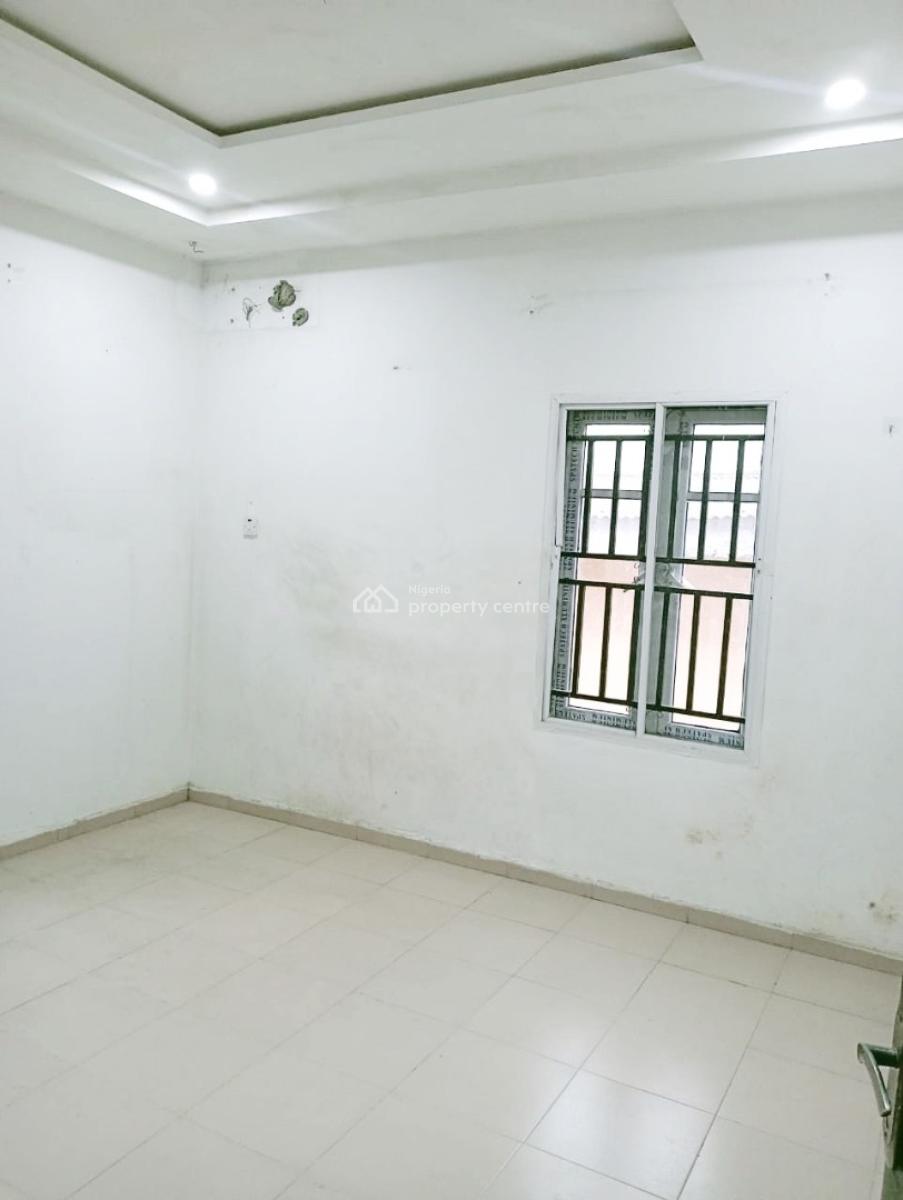 Luxury 2 Bedroom Flat, Olowora, Omole Phase 2, Ikeja, Lagos, Flat / Apartment for Rent