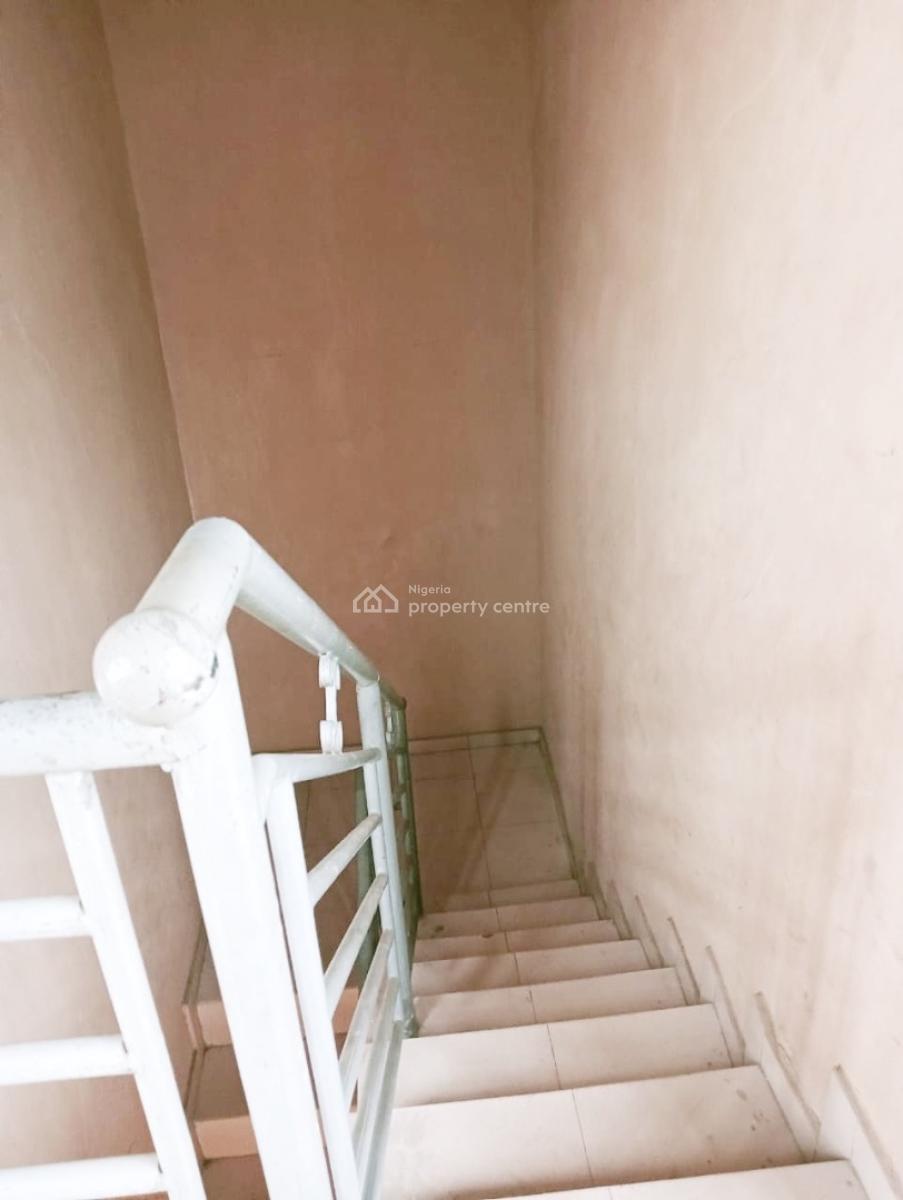 Luxury 2 Bedroom Flat, Olowora, Omole Phase 2, Ikeja, Lagos, Flat / Apartment for Rent