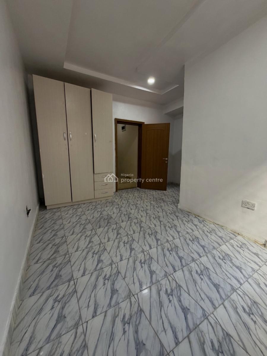 Spacious 4 Bedroom Terrace Duplex with Bq, Osapa, Lekki, Lagos, Terraced Duplex for Rent