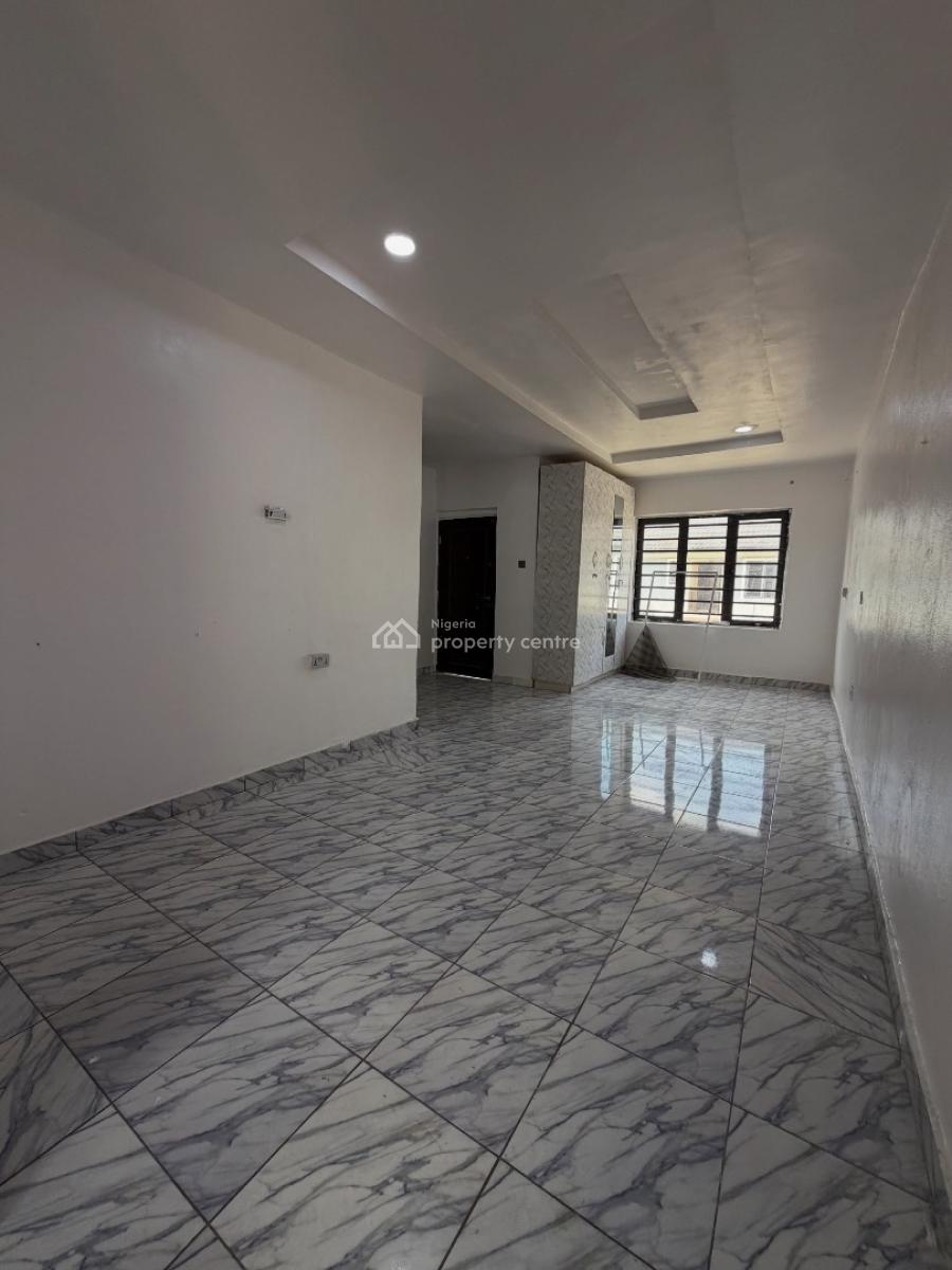 Spacious 4 Bedroom Terrace Duplex with Bq, Osapa, Lekki, Lagos, Terraced Duplex for Rent