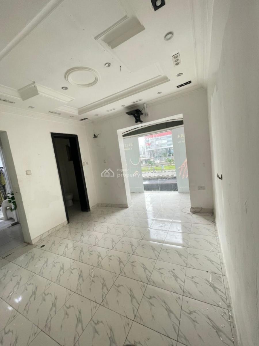 Self Service Front Shop Space, Lekki Phase 1, Lekki, Lagos, Shop for Rent