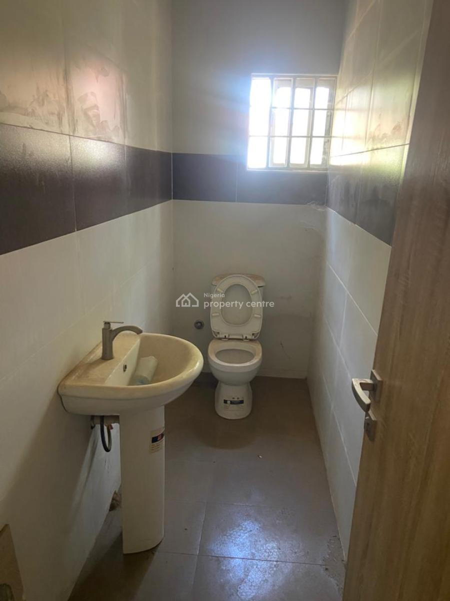 Prime Commercial Property Ideal for Offices, Retail, Maitama District, Abuja, Commercial Property for Rent