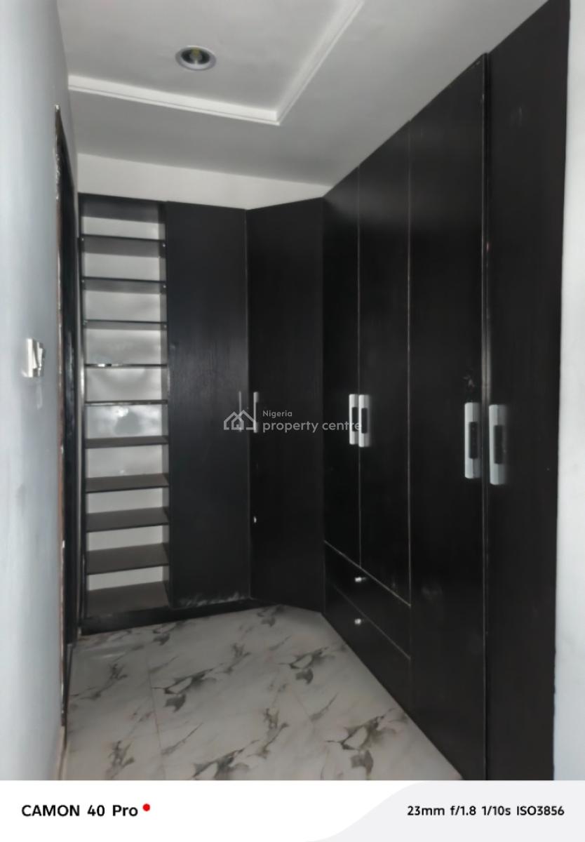 4bed Semi Detached Terrace, Okupe Estate, Maryland, Lagos, Terraced Duplex for Sale