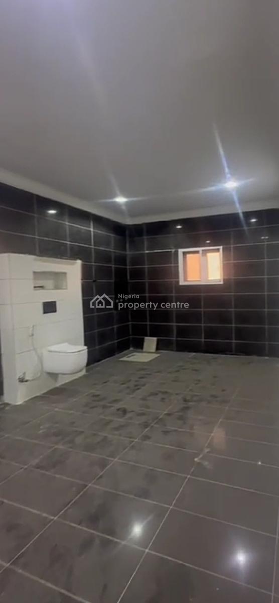 Spacious 3 Bedroom Terrace + Bq, Guzape District, Abuja, Terraced Duplex for Rent