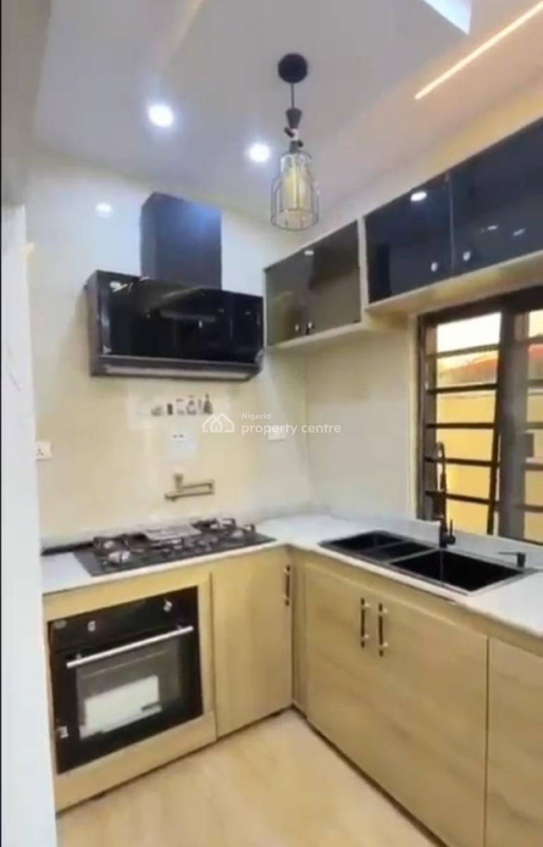 Luxury 3 Bedroom Penthouse, Abraham Adesanya Estate, Ajah, Lagos, House for Sale