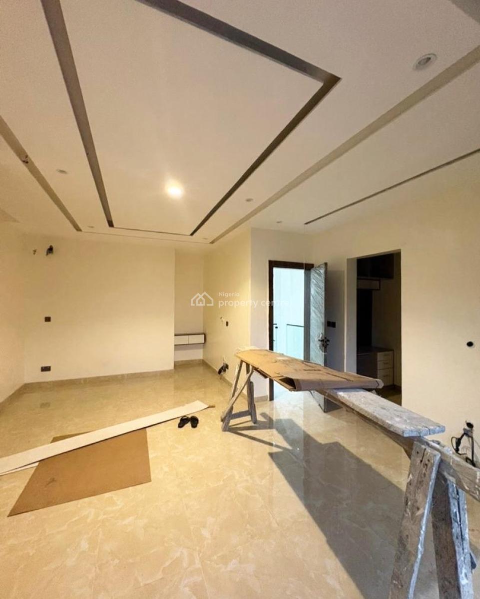 4 Bedroom Semi Detached Duplex with Bq, Ologolo, Lekki, Lagos, Semi-detached Duplex for Rent
