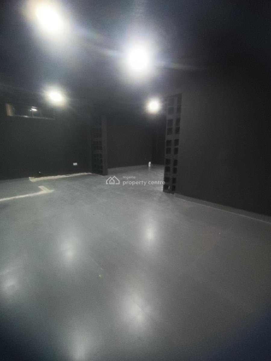 Open Plan Mall Space Measuring 65sqm, Admiralty Way, Lekki Phase 1, Lekki, Lagos, Plaza / Complex / Mall for Rent