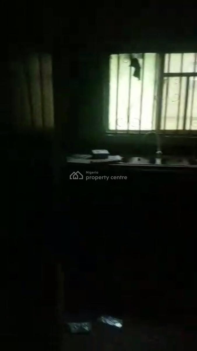 Decent 2 Bedroom Apartment (ensuite), Off Awolowo Way, Ikeja, Lagos, Flat / Apartment for Rent